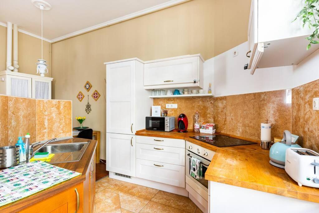 Apartment Annicku's Stylish Budapest